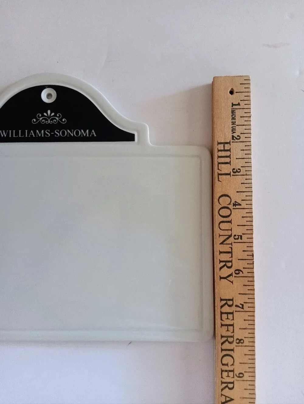 Williams-Sonoma White Ceramic Dry-Erase Message Board Or Appetizer Plate
